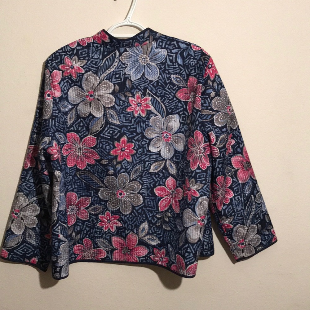 Top floral by Alfred Dunner - Picture 7 of 7